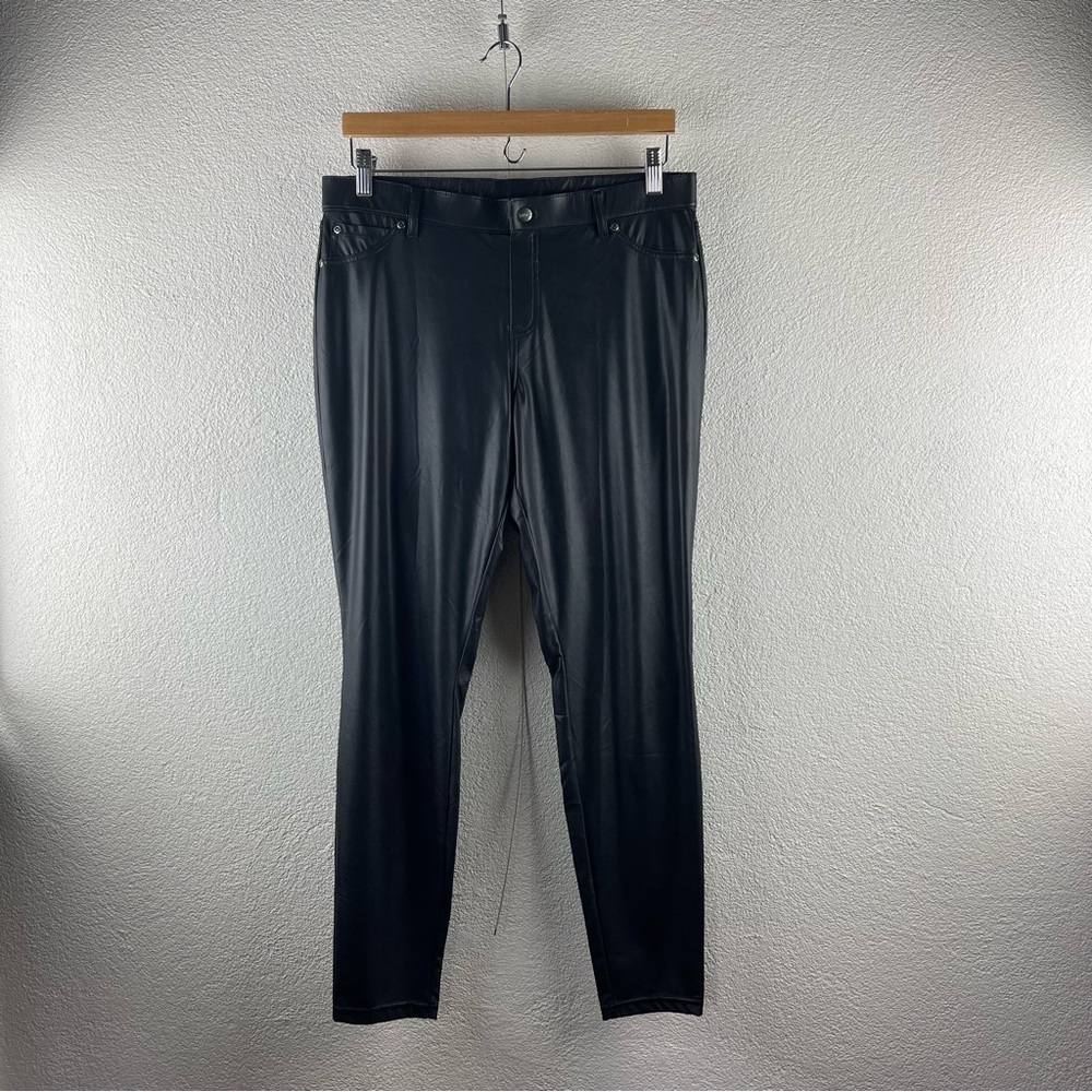 HUE l L Contemporary Stretch Faux Leather Suede Lining Taper Leg Leggings Pants